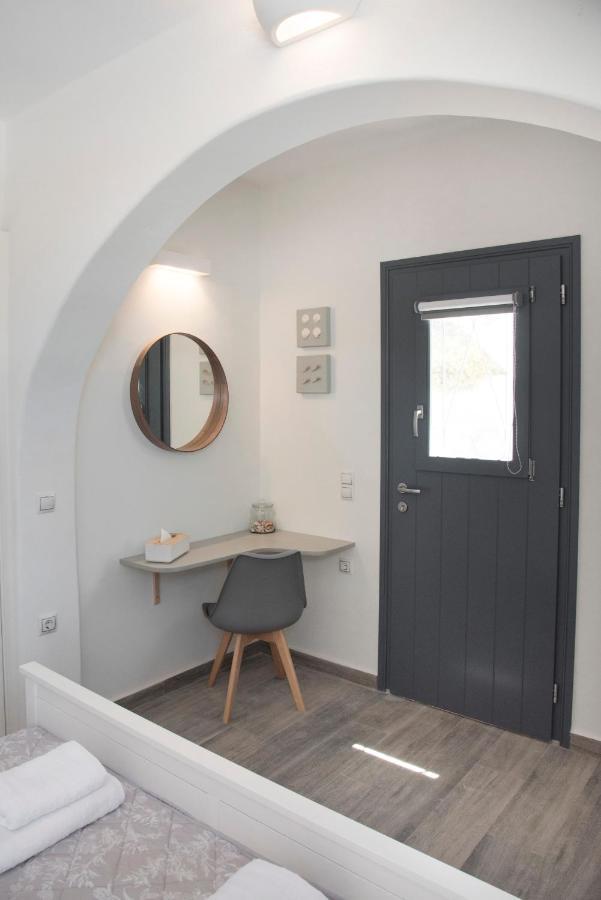 White New 1Bd House With Private Jacuzzi In Isterni Vila Isterni  Exterior foto